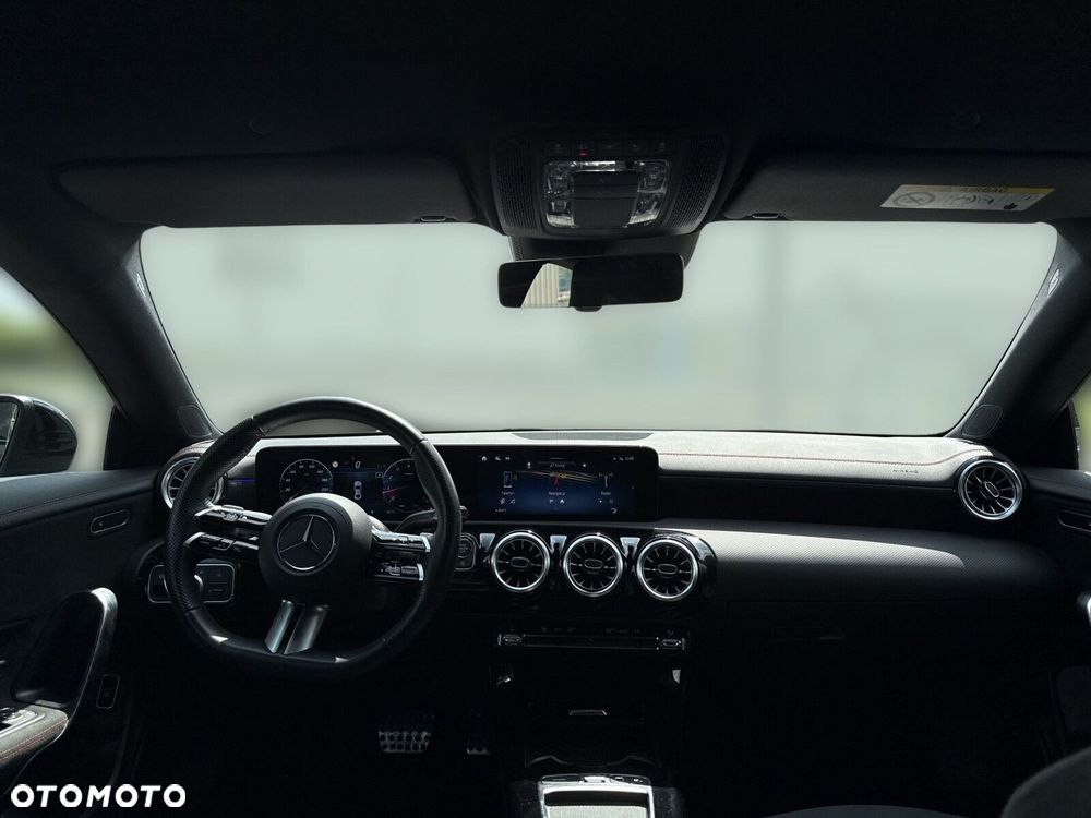 Mercedes-Benz CLA - 14