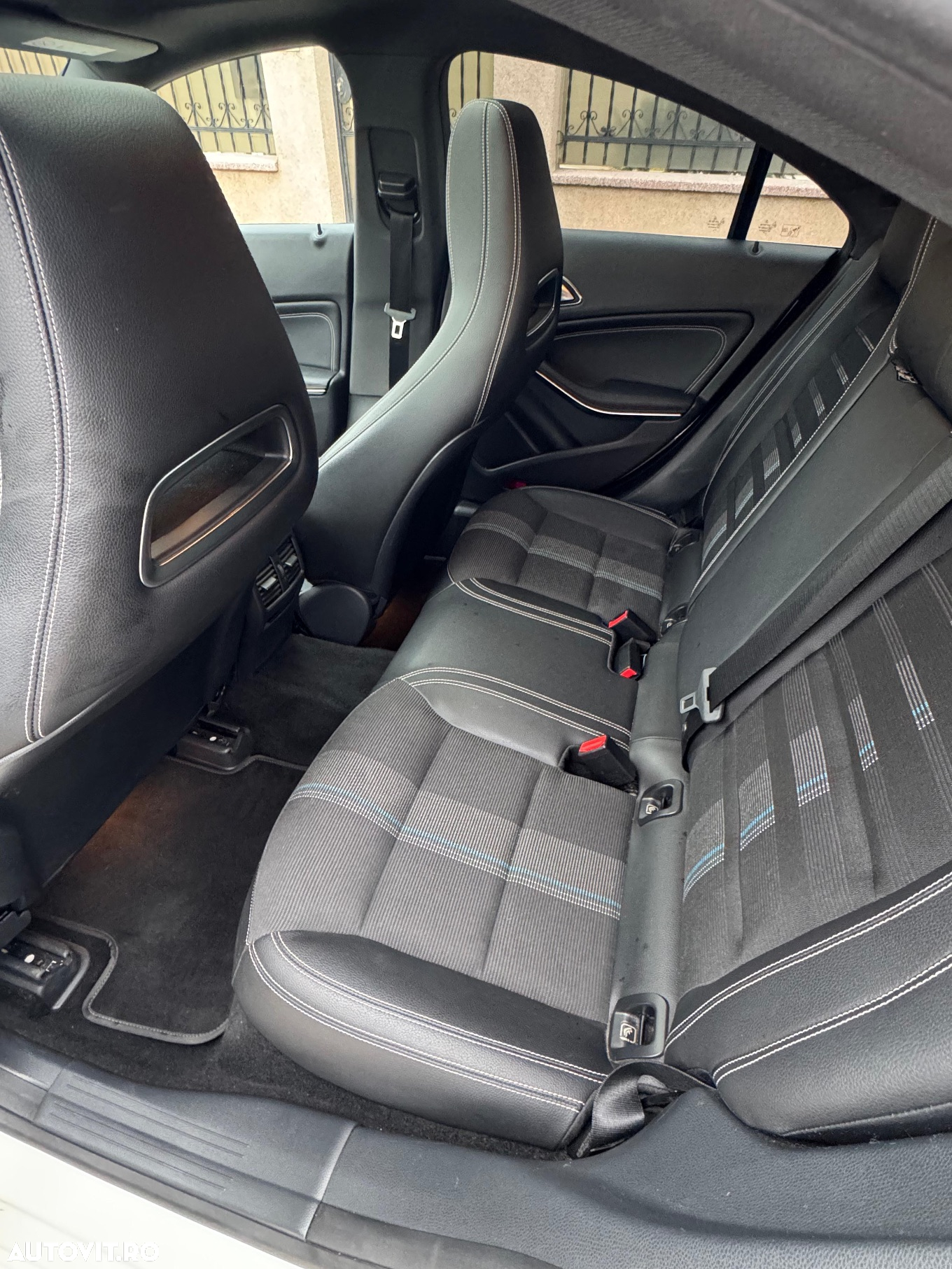 Mercedes-Benz CLA 200 d 4MATIC Aut. - 9