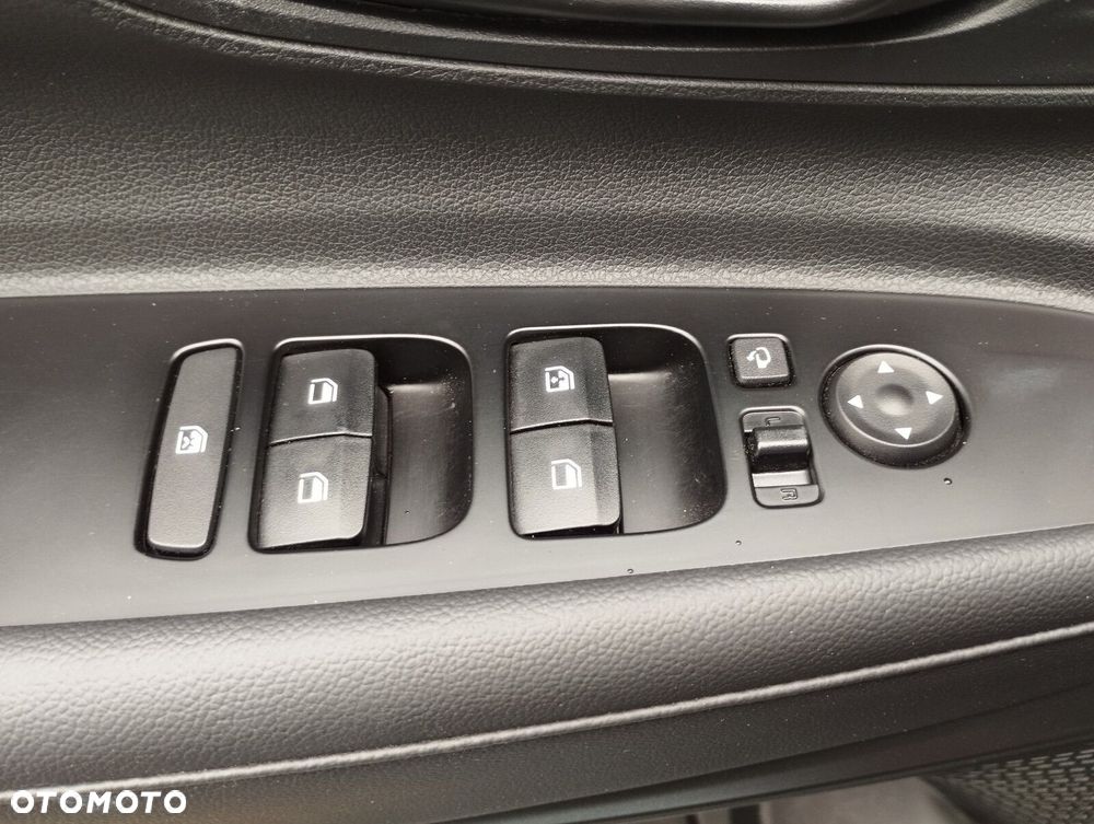 Hyundai Bayon 1.0 T-GDI Smart - 29