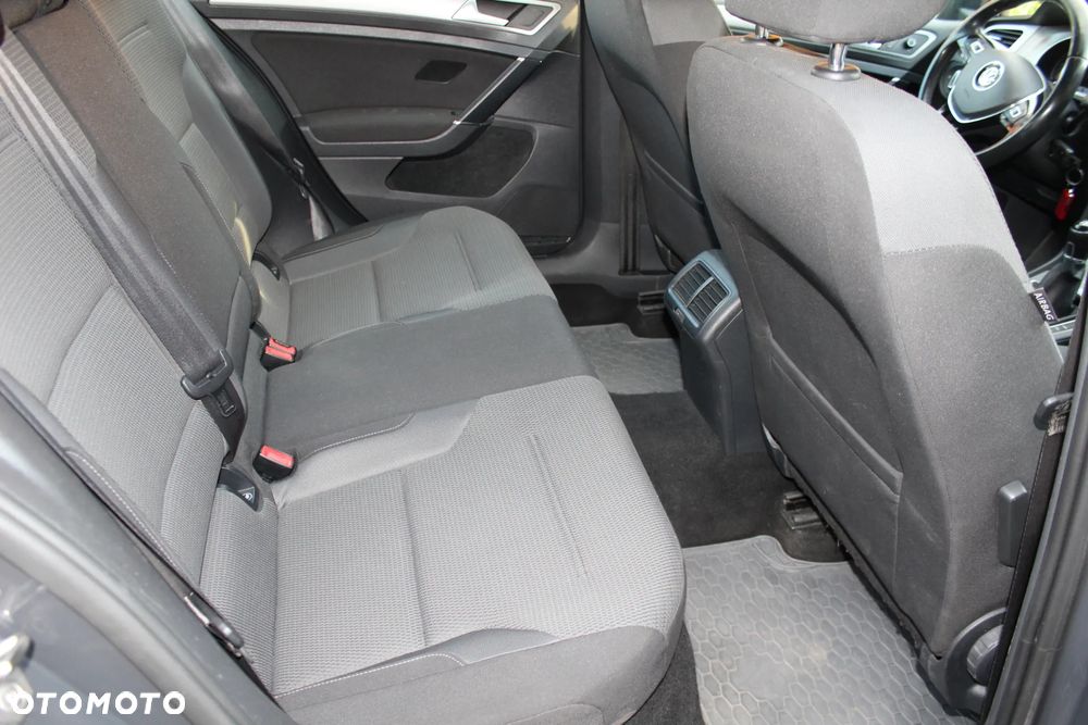 Volkswagen Golf 1.6 TDI BlueMotion Trendline - 10