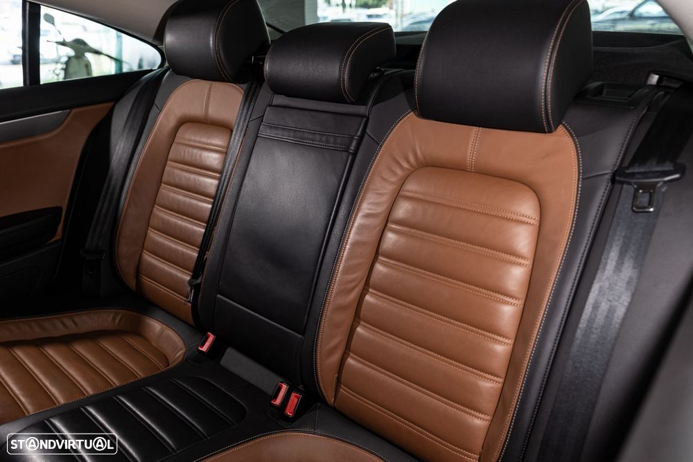 VW Passat CC - 22