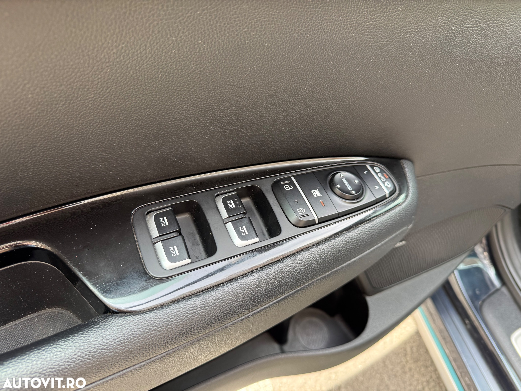 Kia Optima 2.0 GDI Plug-In Hybrid Attract - 14