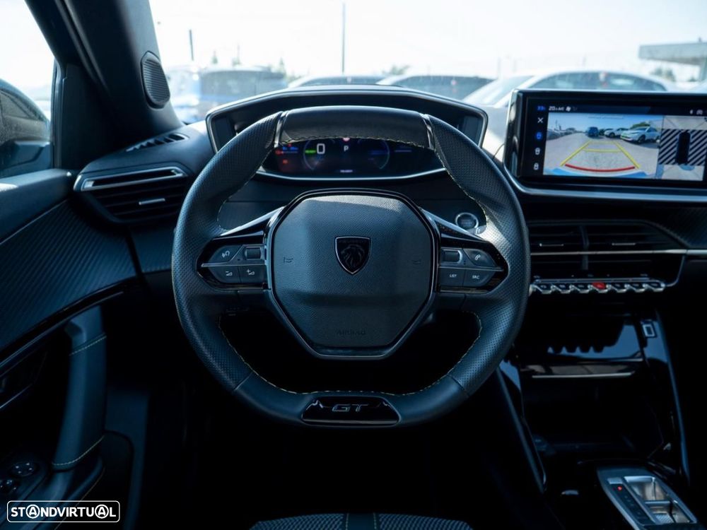 Peugeot e-2008 54 kWh GT - 28