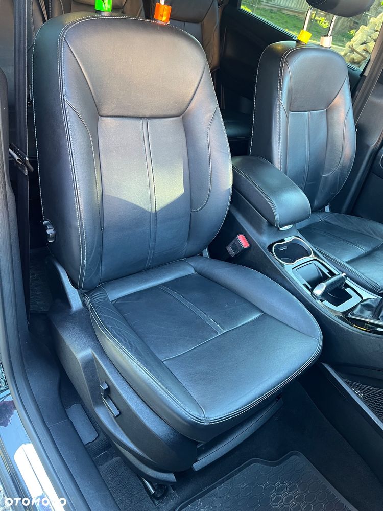 Ford S-Max - 21
