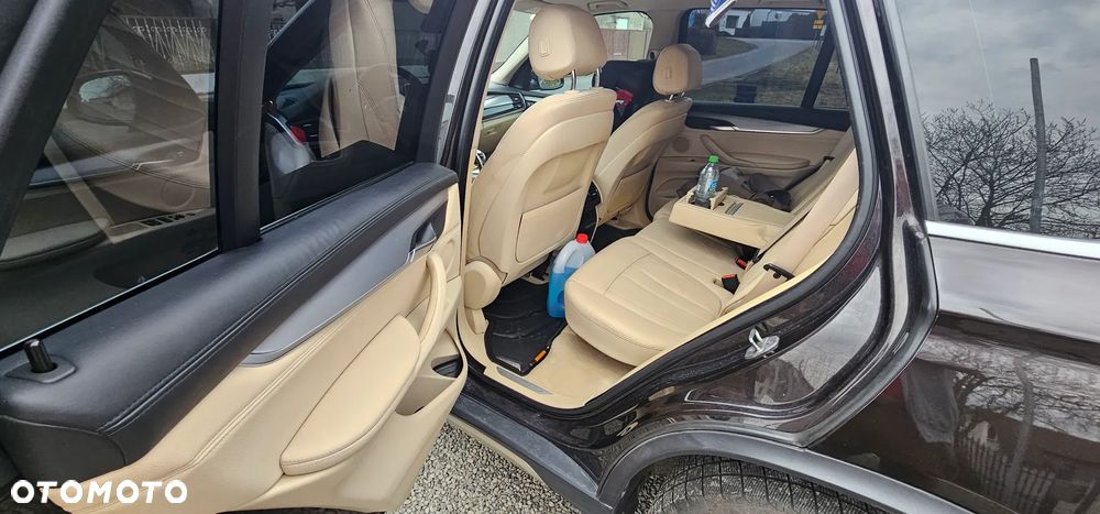 BMW X5 xDrive25d Sport-Aut - 10