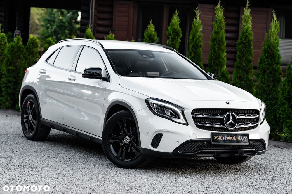 Mercedes-Benz GLA 200 7G-DCT - 5