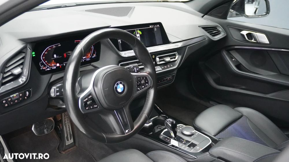 BMW Seria 1 118i Aut. M Sport - 22