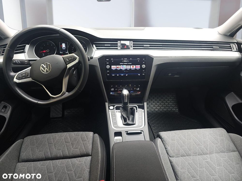 Volkswagen Passat Variant 1.5 TSI EVO Business DSG - 8