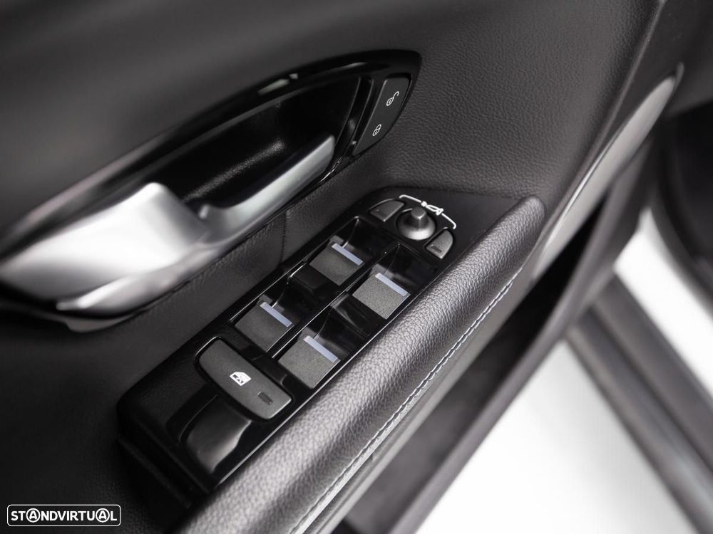 Land Rover Range Rover Evoque - 15