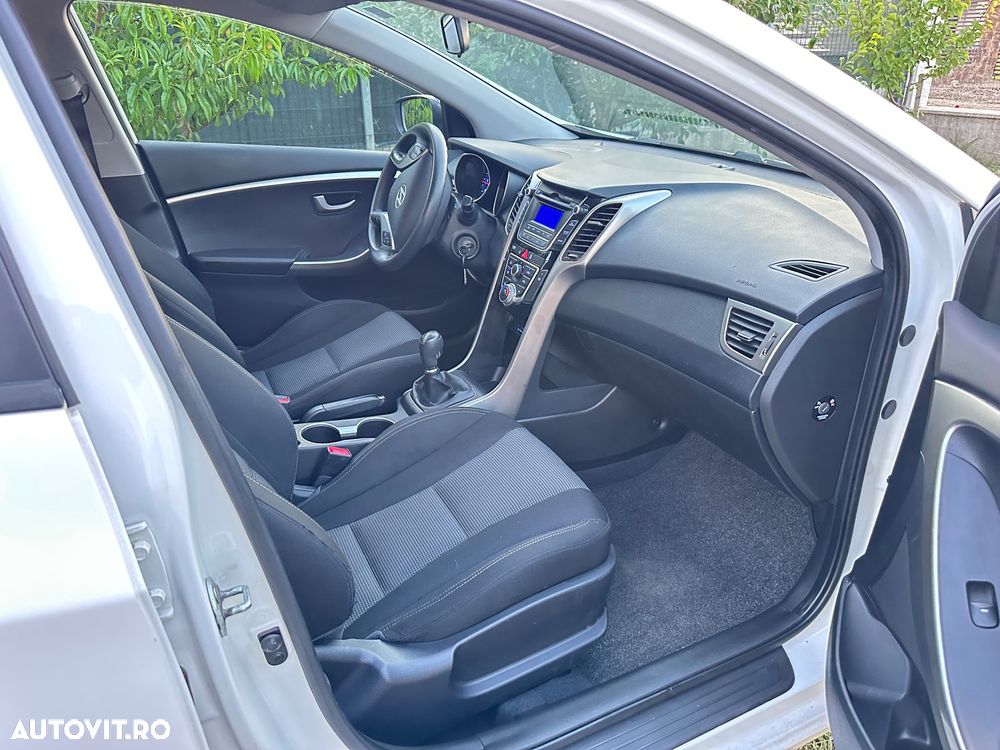 Hyundai i30 1.6 CRDI Comfort - 7