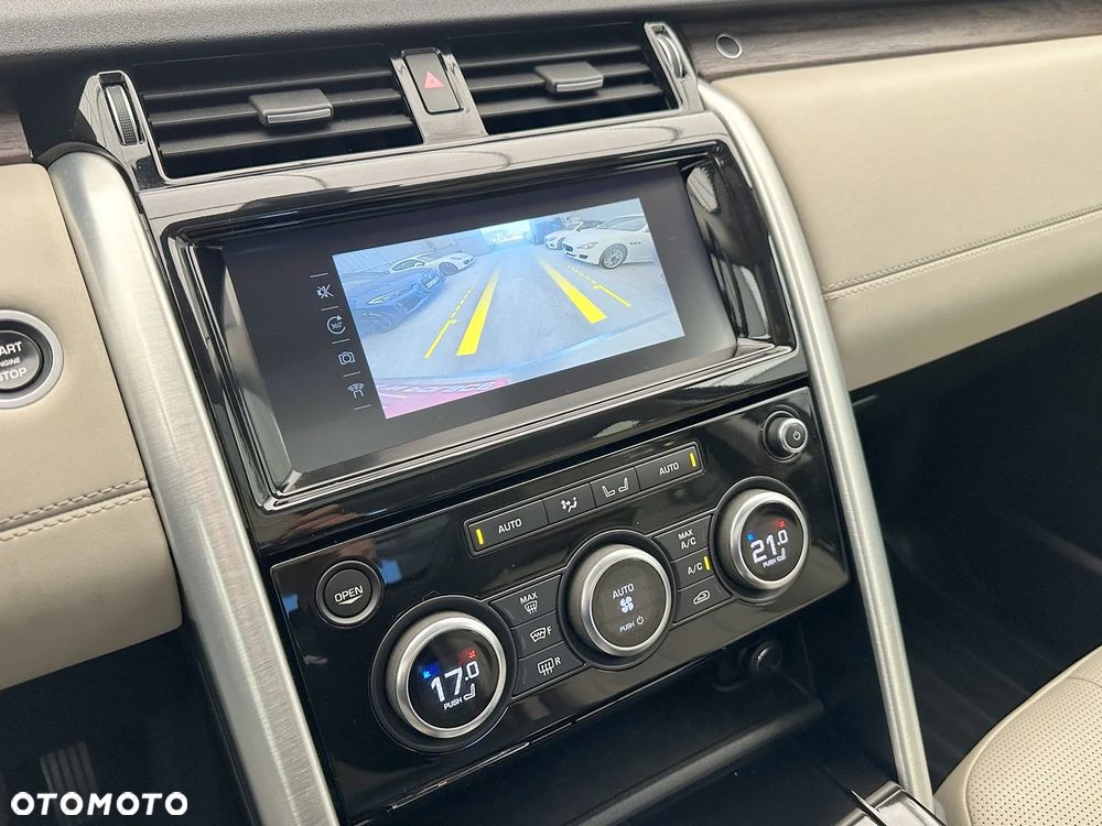 Land Rover Discovery V 3.0 TD6 HSE Luxury - 10