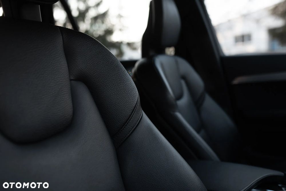 Volvo XC 90 D5 AWD Momentum - 13