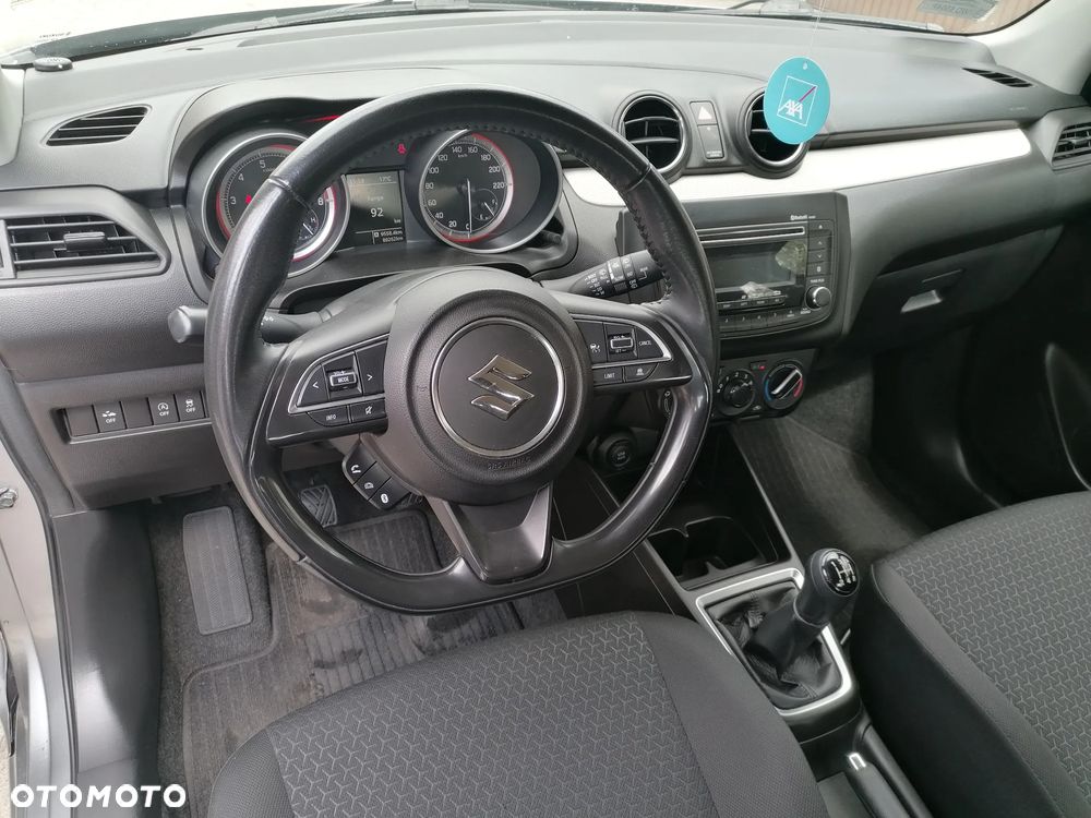 Suzuki Swift - 11