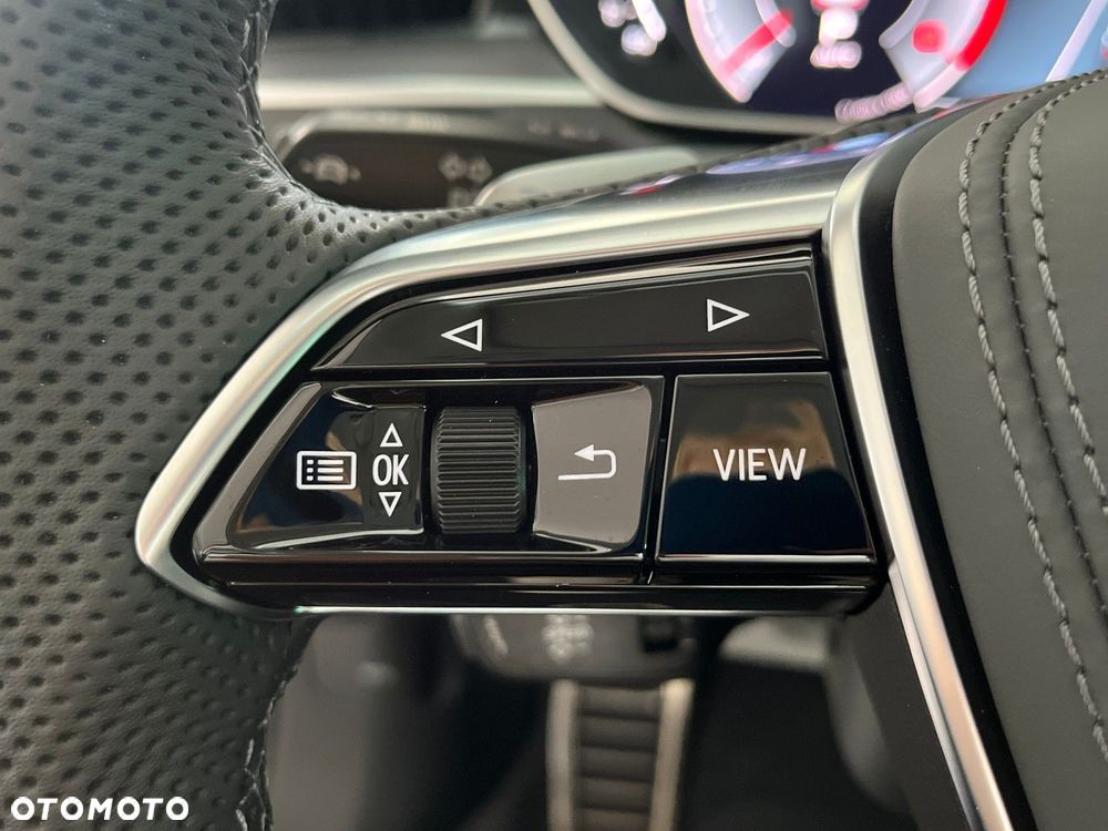 Audi A8 - 24