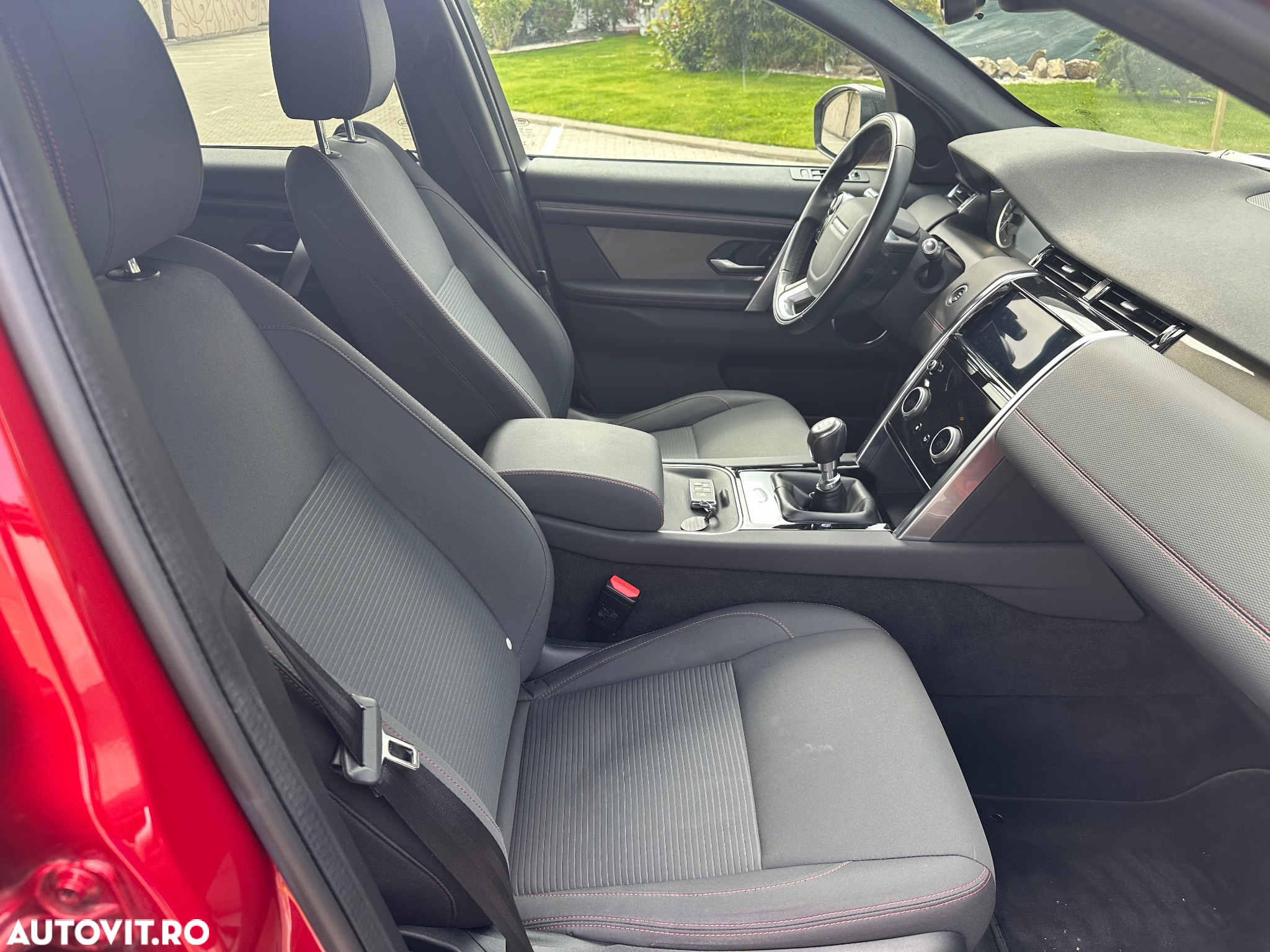 Land Rover Discovery Sport 2.0 l TD4 SE - 24