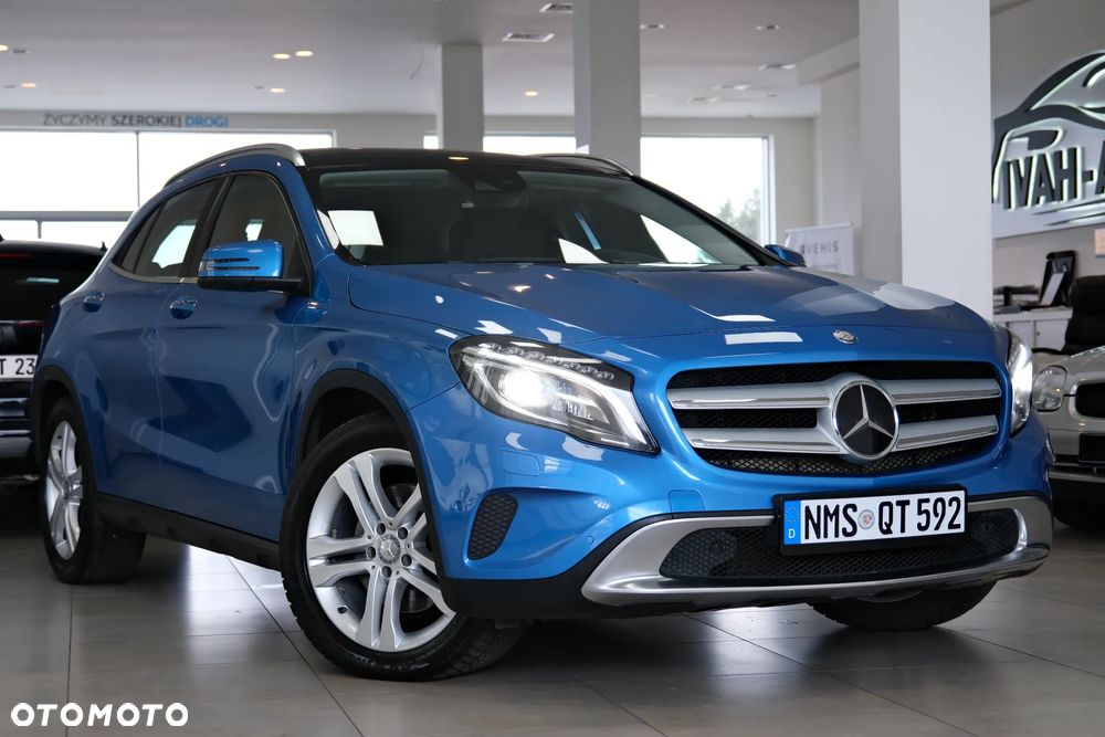Mercedes-Benz GLA 250 4Matic 7G-DCT UrbanStyle Edition - 6