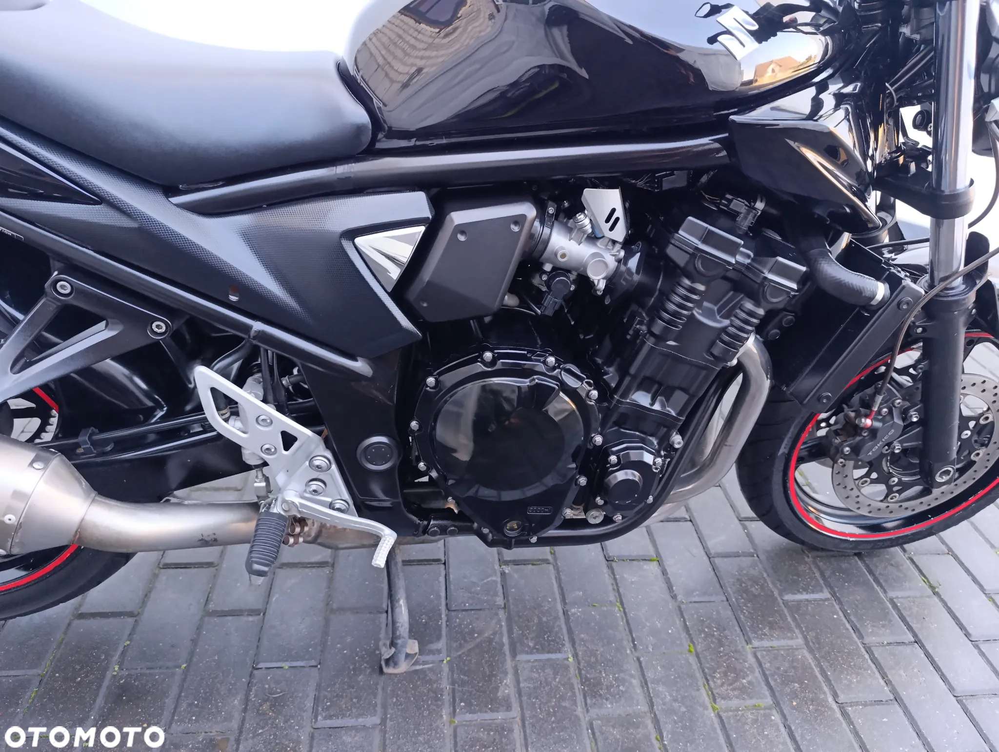 Suzuki Bandit - 24