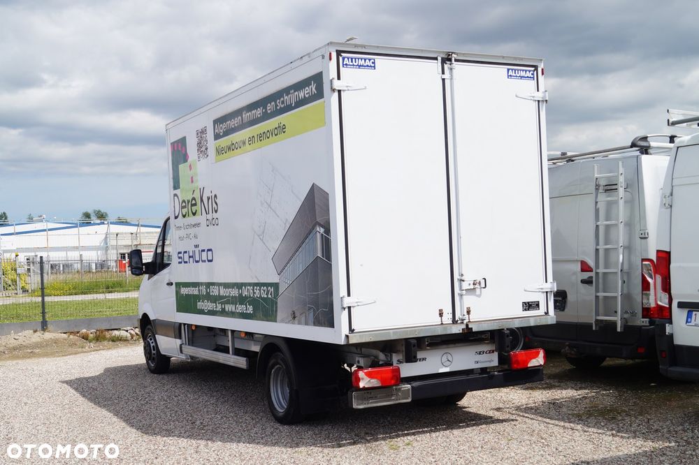 Mercedes-Benz Sprinter - 5