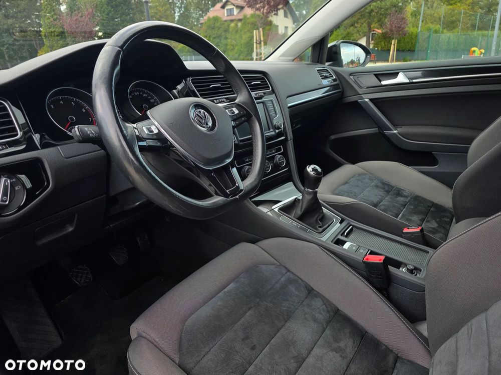 Volkswagen Golf 1.4 TSI BMT Highline - 12