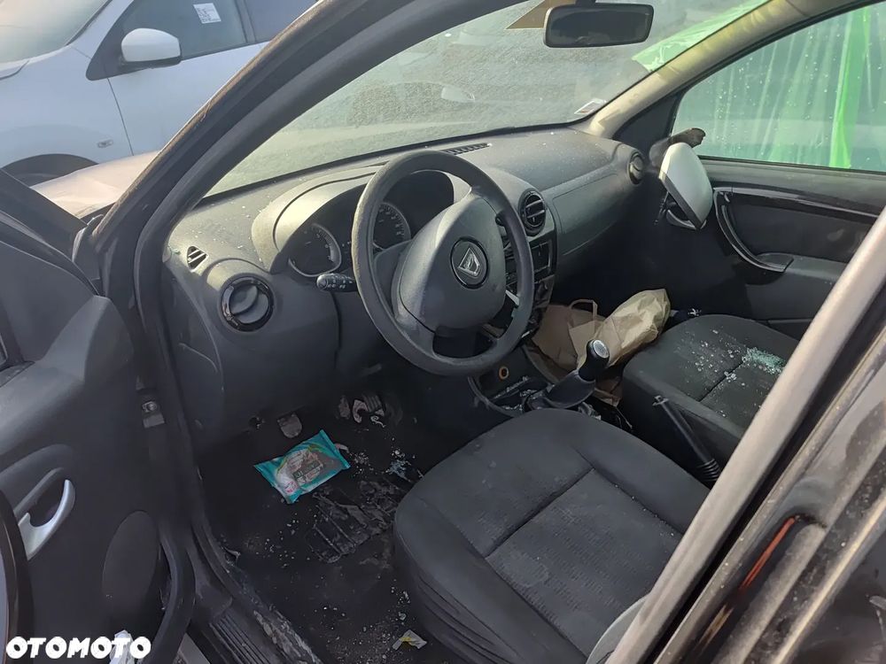 Dacia Duster 1.5 dCi Laureate 4x4 - 14