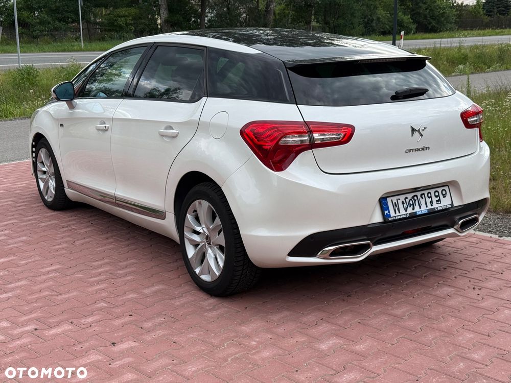 Citroën DS5 Hybrid4 - 5