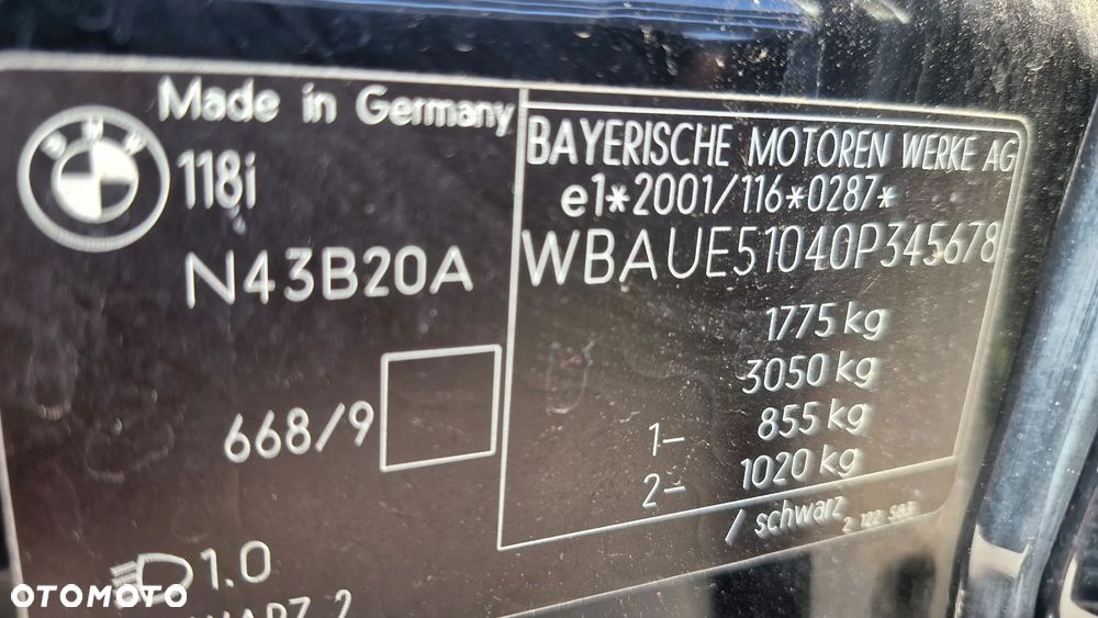 BMW Seria 1 118i Edition Sport - 10