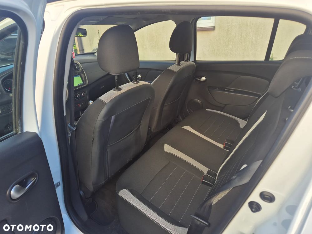 Dacia Sandero - 10