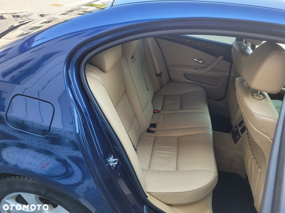 BMW Seria 5 520d - 9