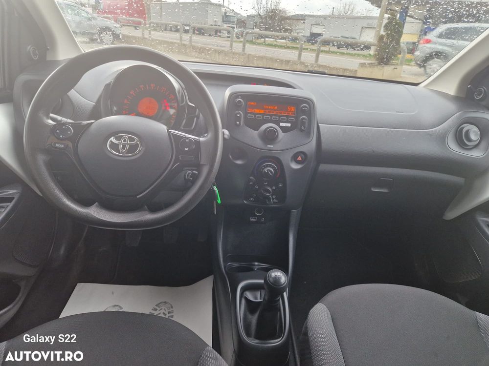 Toyota Aygo 1.0 VVY-I 5 usi X-voice - 10
