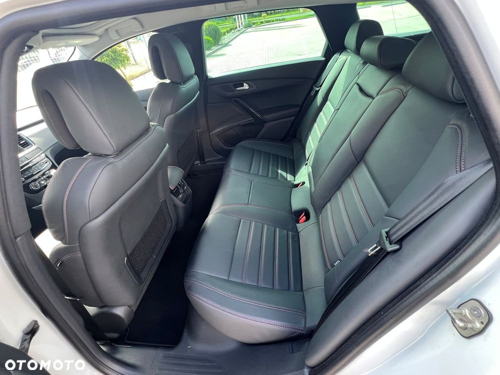 Peugeot 508 BlueHDi 180 EAT6 Stop&Start GT - 31