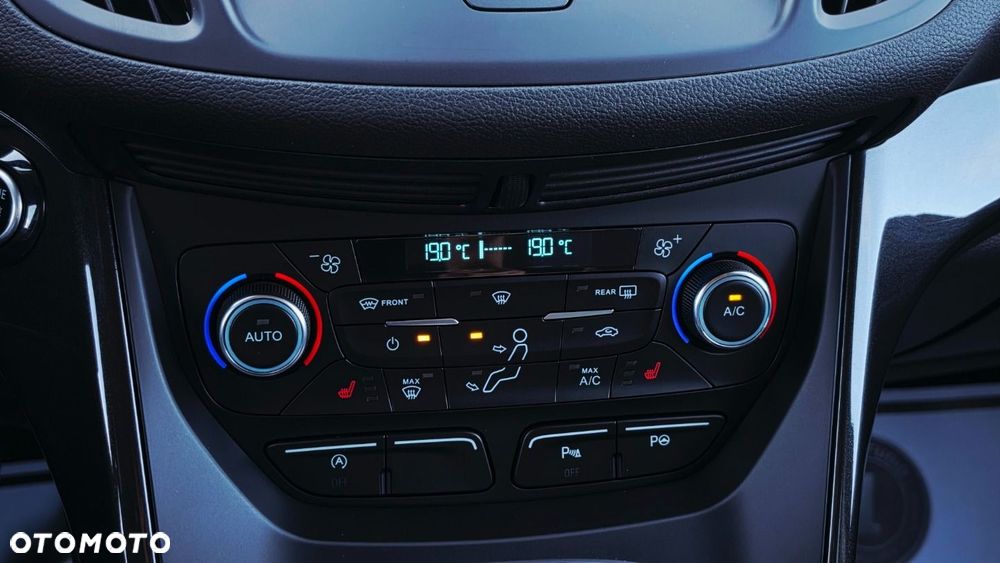 Ford Kuga - 21