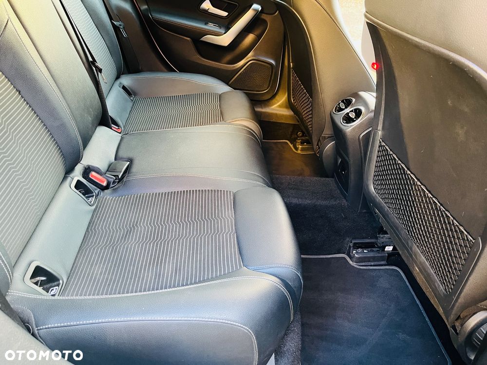 Mercedes-Benz CLA 180 d 8G-DCT Edition 2022 - 14