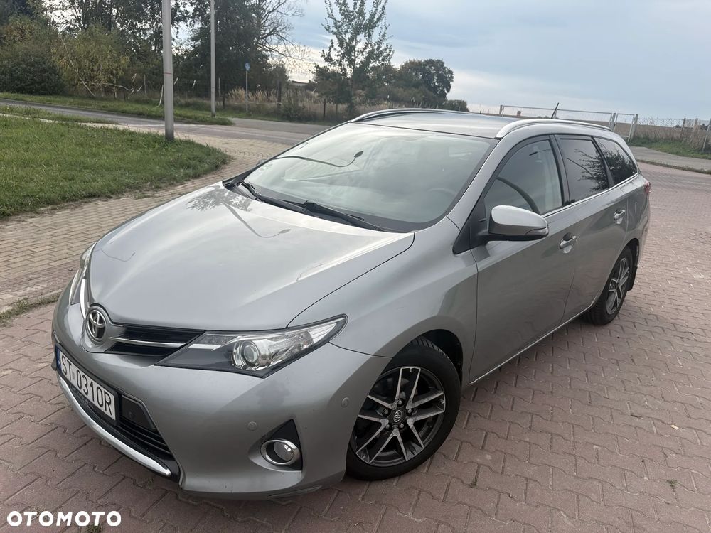 Toyota Auris 1.6 Premium Comfort MS - 8