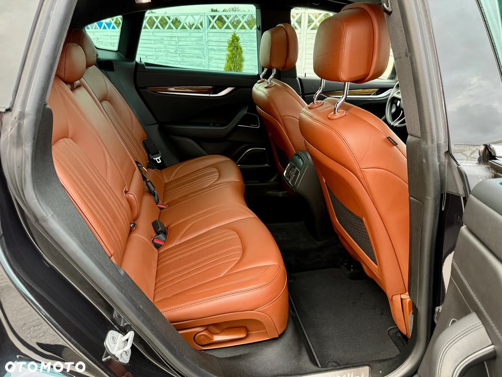 Maserati Levante Granlusso - 23