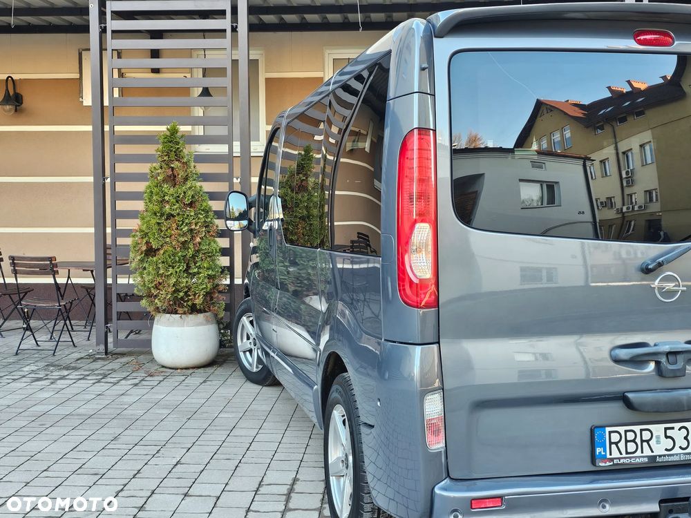Opel Vivaro - 36