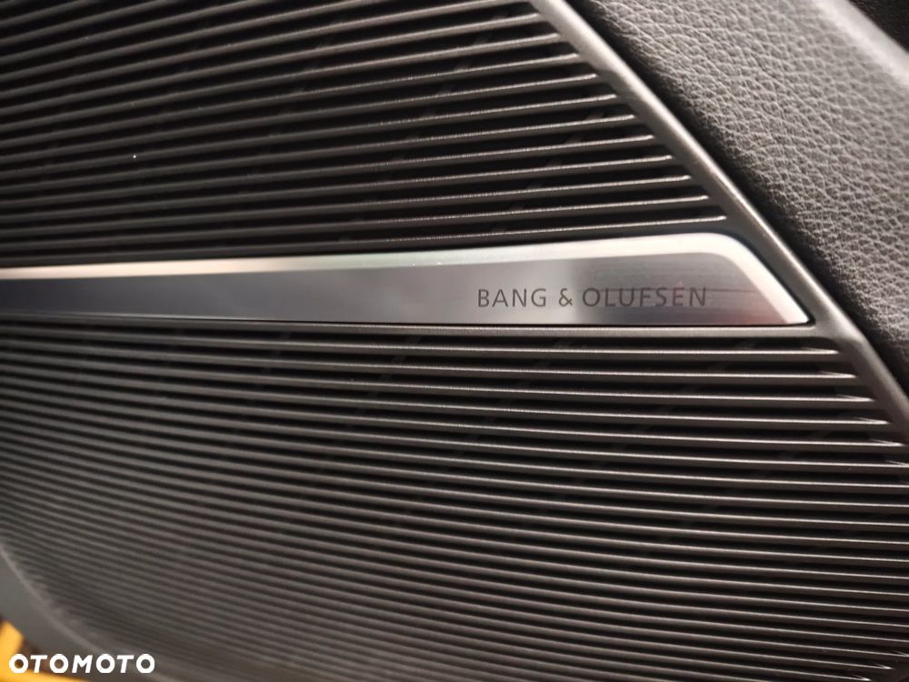 Audi Q7 55 TFSI mHEV Quattro S Line Tiptr - 23