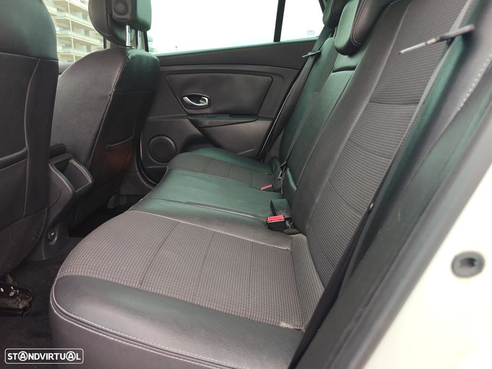 Renault Mégane Sport Tourer 1.5 dCi GT Line CO2 Champion - 18