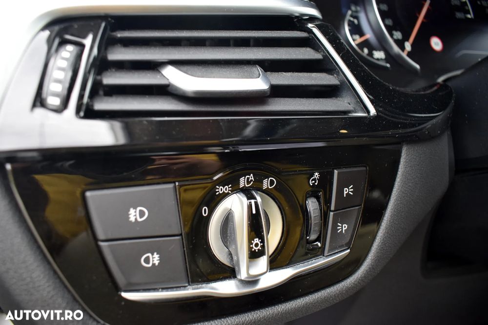 BMW Seria 5 520d xDrive Aut. - 19