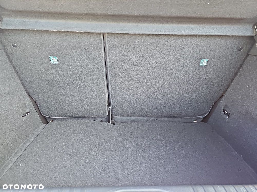 Renault Clio 1.0 TCe Evolution - 27