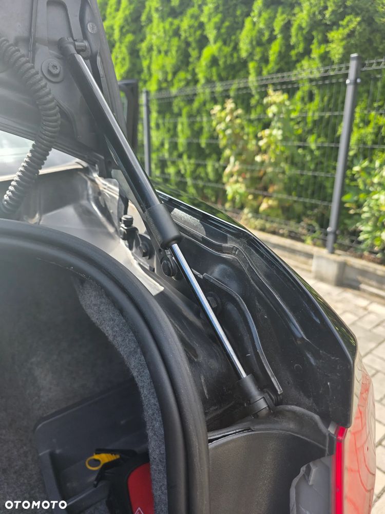 BMW Seria 3 - 12