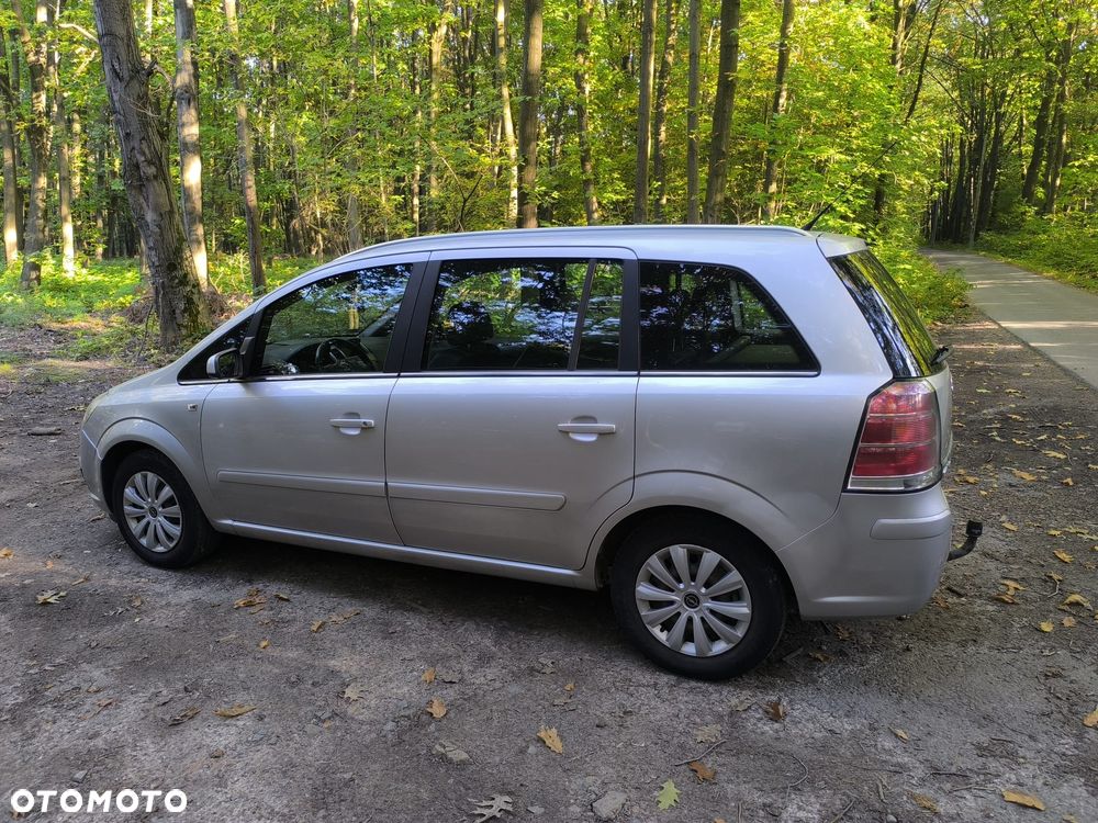 Opel Zafira - 4
