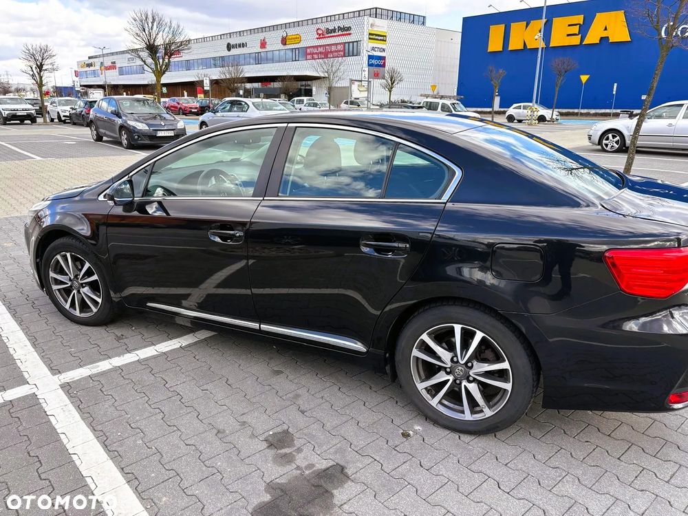 Toyota Avensis 2.0 D-4D Premium - 7