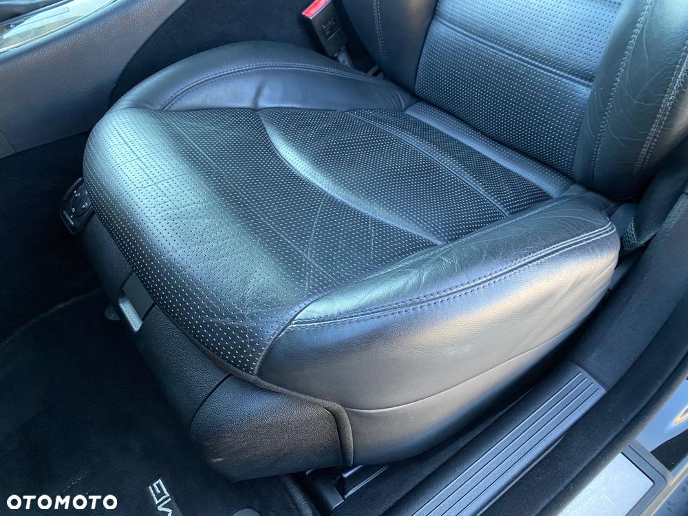 Mercedes-Benz Klasa E 63 AMG T 7G-TRONIC - 15