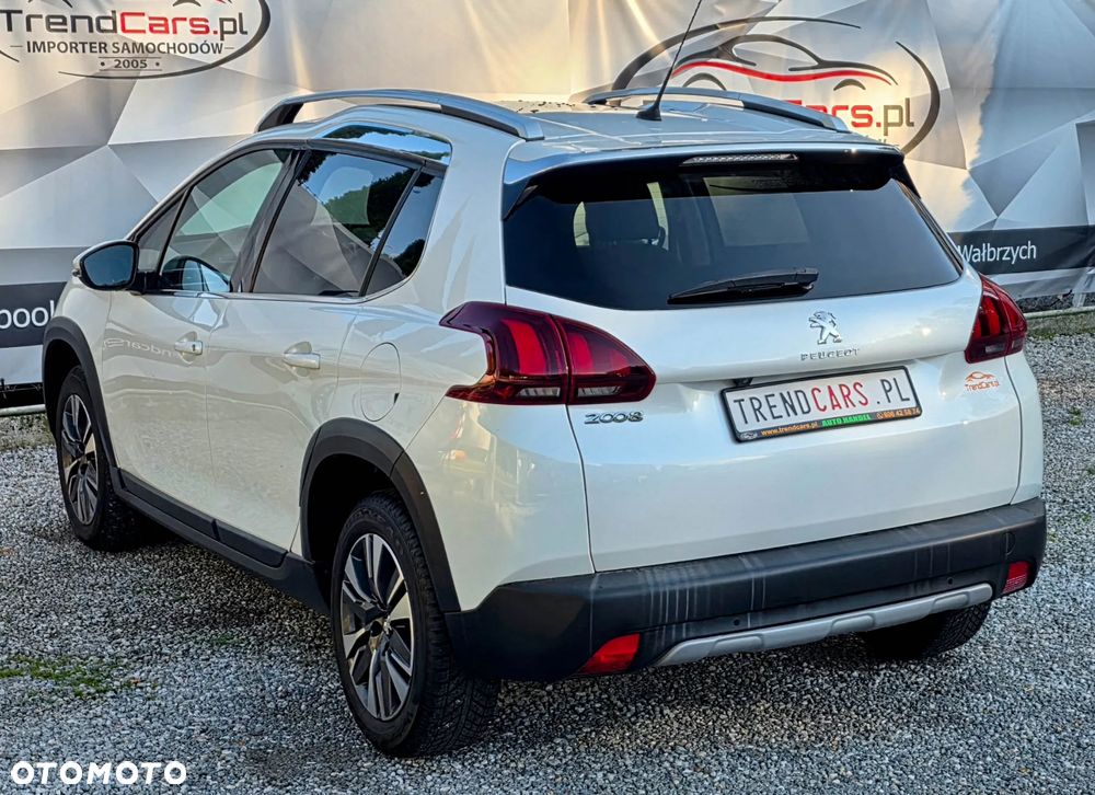 Peugeot 2008 - 7