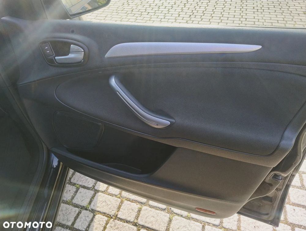 Ford S-Max 2.0 TDCi Trend - 15