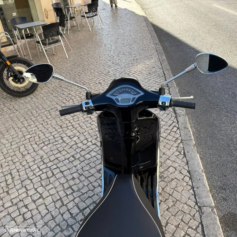 Vespa Sprint 50 - 17