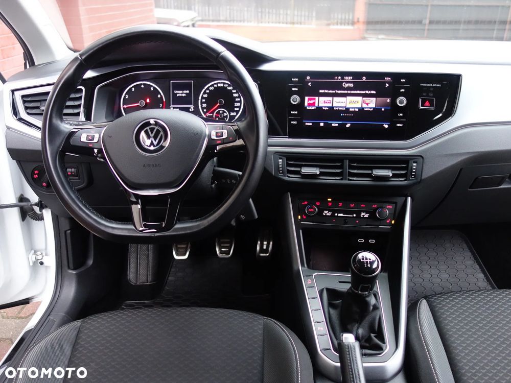 Volkswagen Polo 1.0 TSI Highline - 25
