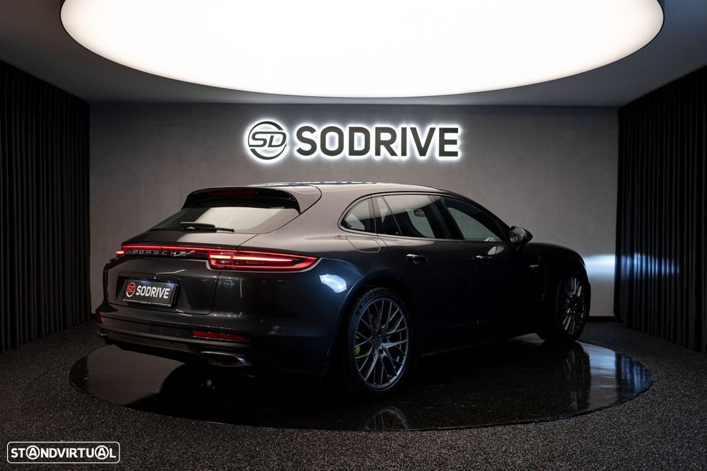 Porsche Panamera Sport Turismo 4 E-Hybrid Edition 10 Anos - 3