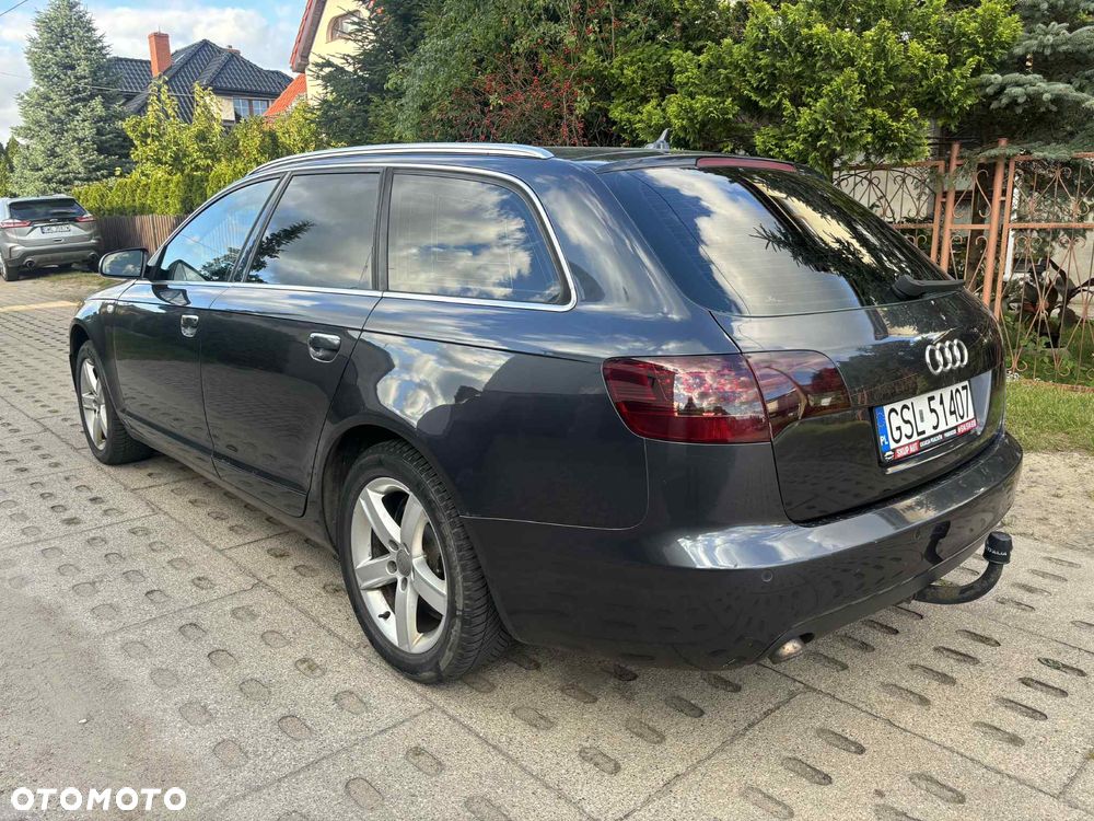 Audi A6 - 4