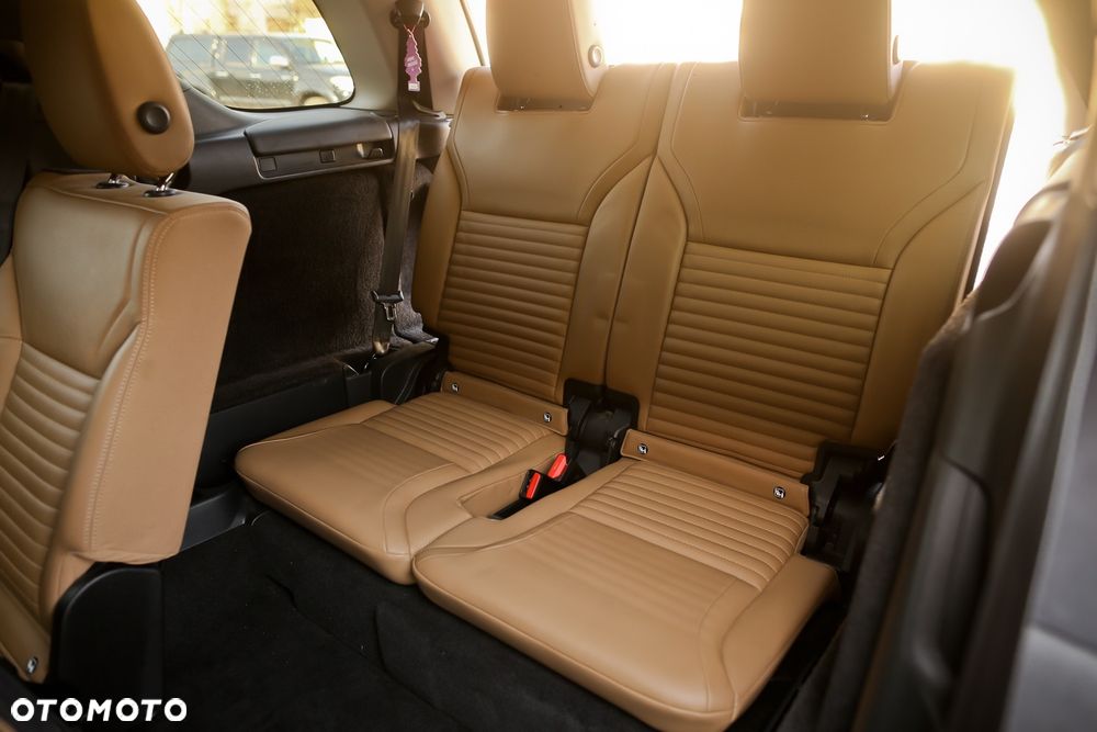 Land Rover Discovery D250 HSE - 15
